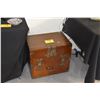 Image 1 : STORAGE CHEST