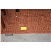 Image 1 : SAFAVIEH TIBETAN WOOL RUG (5' X 7' 6")