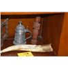 Image 2 : MIXED LOT: BEER STEINS, STATUARY, SHELL & VASE (11 PCS)