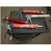 Image 1 : 4 Caulking Guns