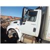 Image 3 : 2013 International Dura Star 4300 SBA 4x2 5 Ton Box Truck