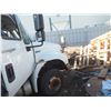 Image 8 : 2013 International Dura Star 4300 SBA 4x2 5 Ton Box Truck