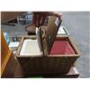 Image 2 : Picnic Basket w/Cooler Built In