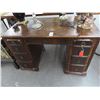 Image 1 : Mahogany 9 Drawer Desk