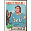 Image 1 : 1975-76 TOPPS GARY SIMMONS ROOKIE CARD
