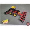 Image 2 : Versatile 276 Bi-Directional Tractor w/Duals, Planter & Cultivator (Scale 1:32) (Scale Models) (SEE 