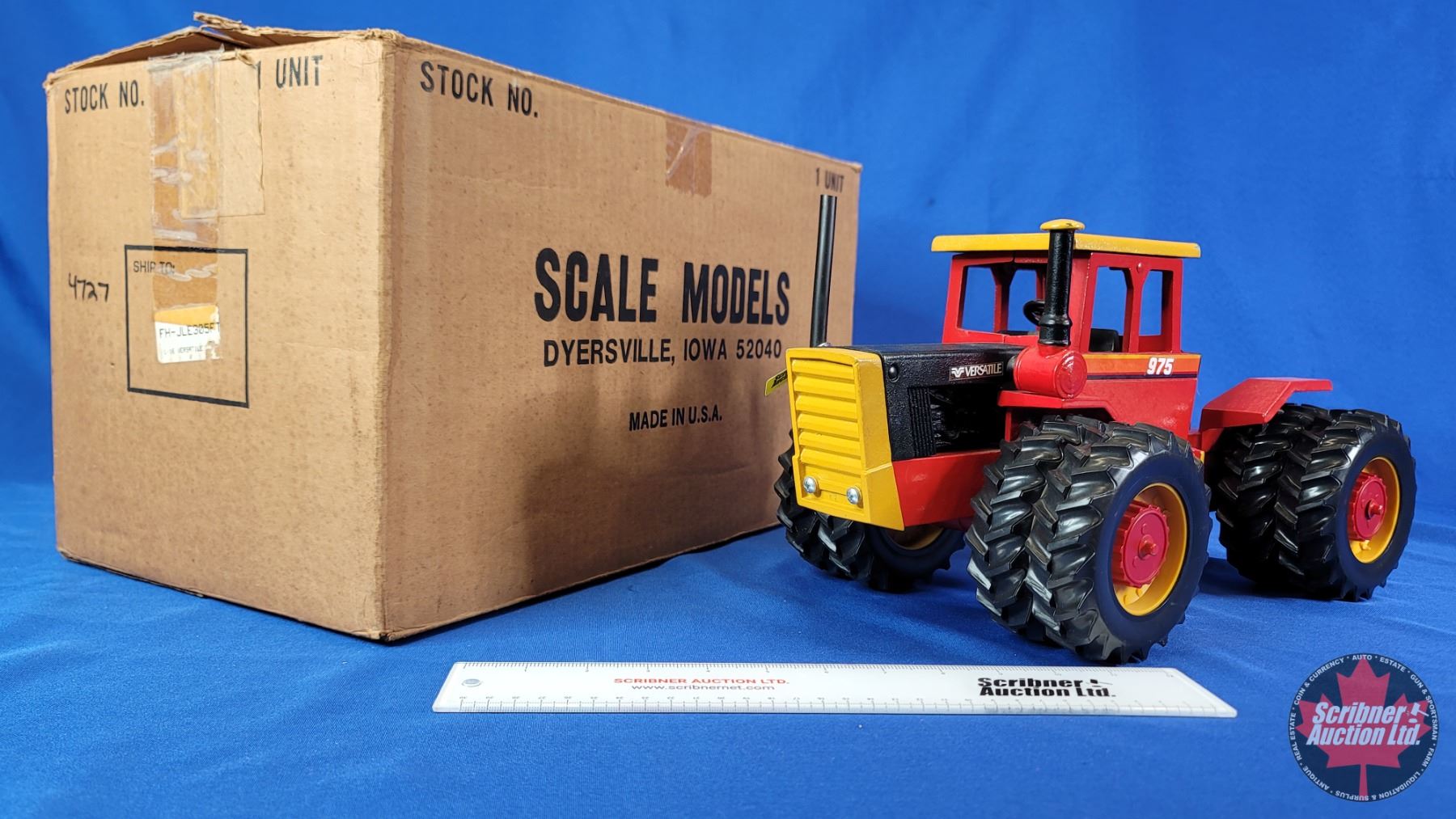 Versatile 975 (Scale 1:16) (Scale Models) (Box Measures : 10