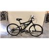 Image 2 : BLACK PACIFIC CARRERA 21-SPEED FULL SUSPENSION MOUNTAIN BIKE