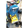 Image 2 : DOLPHIN WAVE 75 COMMERCIAL ROBOTIC POOL CLEANER WITH CADDY