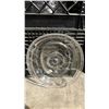 Image 2 : 4 PLASTIC CRATES OF CLEAR 11" OVAL COMMERCIAL PLATE COVERS *CRATES INCLUDED*