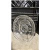Image 2 : 4 PLASTIC CRATES OF CLEAR 11" OVAL COMMERCIAL PLATE COVERS *CRATES INCLUDED*