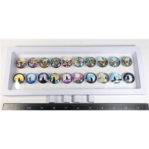 20PC MOON CAT ROUND GLASS DEMO CHARMS