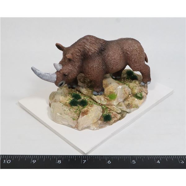 WOLLY RHINOCEROS DIORAMA