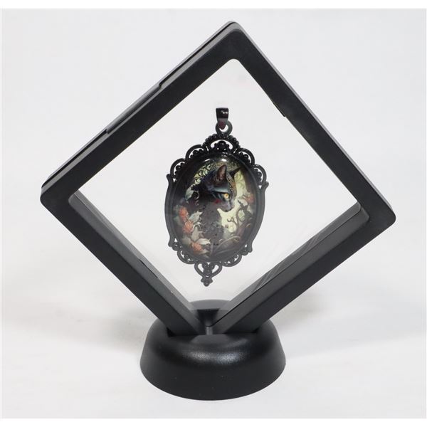 WHIMSICAL FELINE  OVAL PENDANT NECKLACE