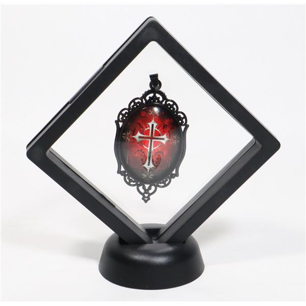 MYSTERIOUS GOTHIC CROSS PENDANT NECKLACE