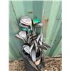 Image 1 : Right handed golf clubs