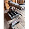 Image 1 : Craftsman 10" Radial Saw