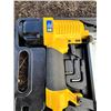 Image 1 : PowerFist Air Nailers