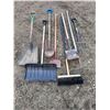 Image 1 : Rakes and Shovels Lot