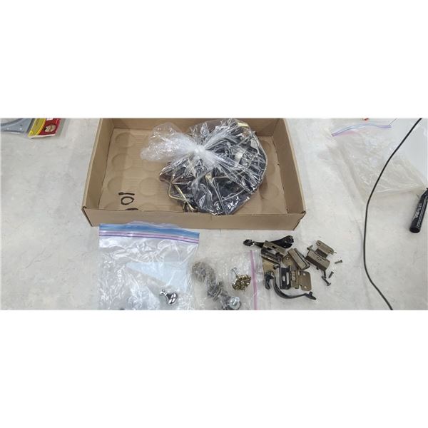 FLAT WITH ASSORTED HARDWARE