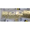 Image 6 : ASSORTED HARDWARE - HINDGES