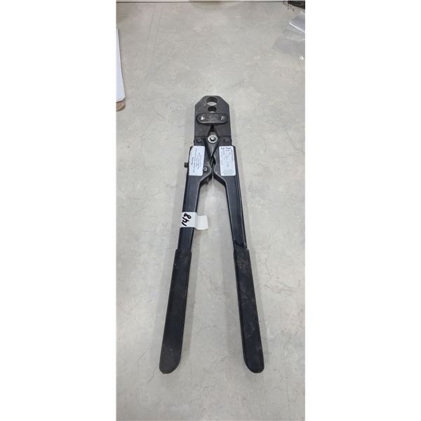 PLEX PIPE PLIERS/CRIMPER