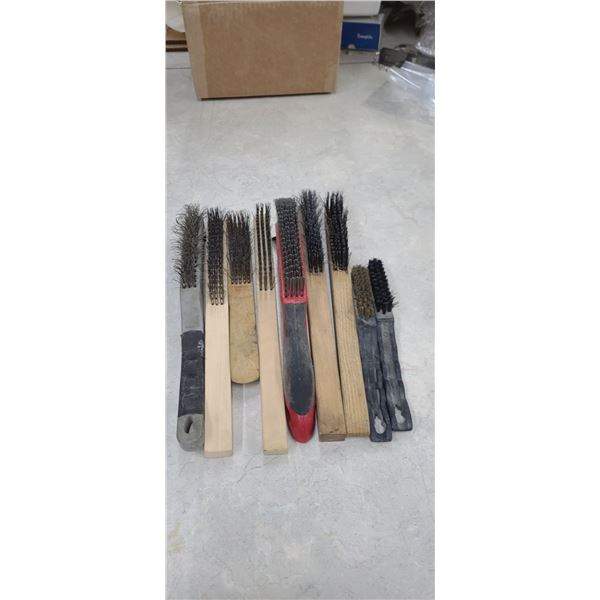 NINE WIRE BRUSHES