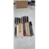 Image 1 : NINE WIRE BRUSHES