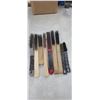 Image 2 : NINE WIRE BRUSHES