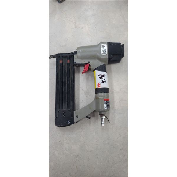 PORTER CABLE BRADE NAILER 16GA