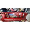 Image 11 : TOOL BOX WITH ASSORTED TOOLS