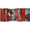 Image 3 : TOOL BOX WITH ASSORTED TOOLS