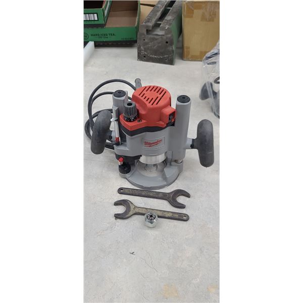 MILWAUKEE HD ROUTER MODEL 5615-20
