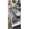 Image 3 : THREE SPEEDM1/4" BENCH TOP DRILL PRESS