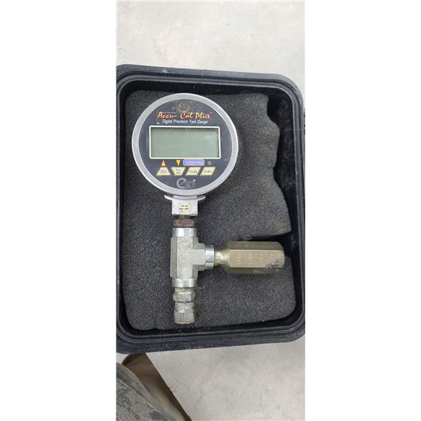 DEAD WEIGHT BOYT DIGITAL PRECISION TEST GAUGE PREVIOUSLY CERTIFIED TO 10,000 PSI