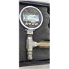Image 4 : DEAD WEIGHT BOYT DIGITAL PRECISION TEST GAUGE PREVIOUSLY CERTIFIED TO 10,000 PSI