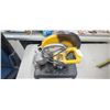Image 5 : 14" DEWALT DW872 CUT OFF SAW