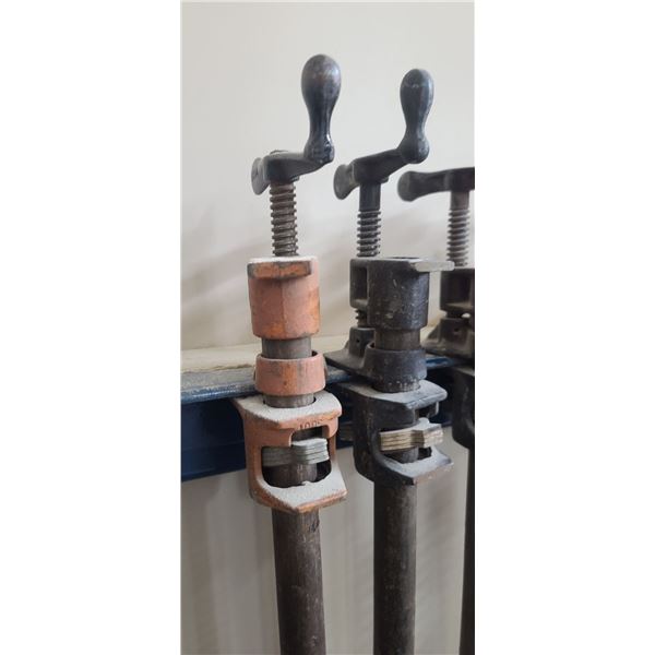 TWO PONY PIPE CLAMPS