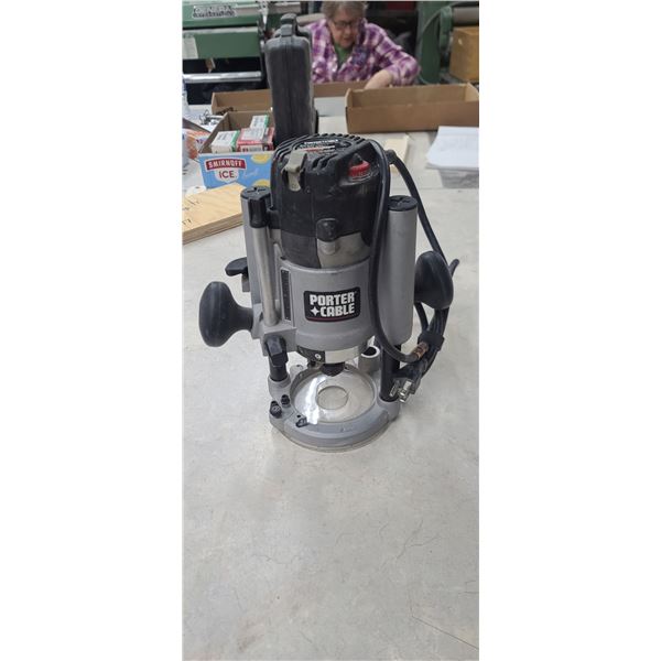 PORTER CABLE MODEL 890 (8902 MOTOR) AND BASE