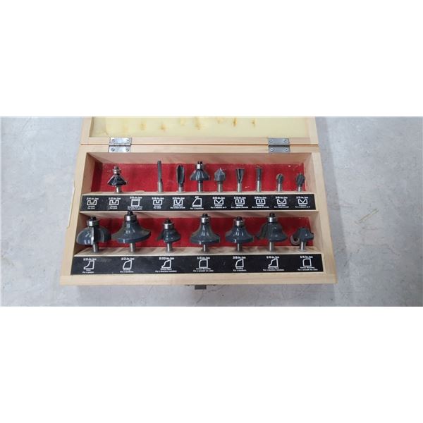 CRAFTSMAN ROUTER SET SOME MISSING