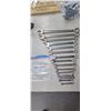 Image 2 : COMBO WRENCHES 1/4"  TO 1 1/4" MOSTLY GRAY ALLOY CANADA
