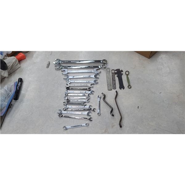 ASSORTED WRENCHES