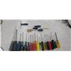 Image 1 : 26 ASSORTED PHILIPS SCREW DRIVERS