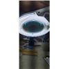 Image 6 : MAGNIFICATION LAMP