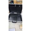 Image 5 : PLATT PROFESSIONAL BRIEFCASE/TOOL CASES