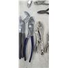 Image 2 : LARGE LOT OF PLIERS/GRIPS