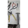 Image 4 : LARGE LOT OF PLIERS/GRIPS