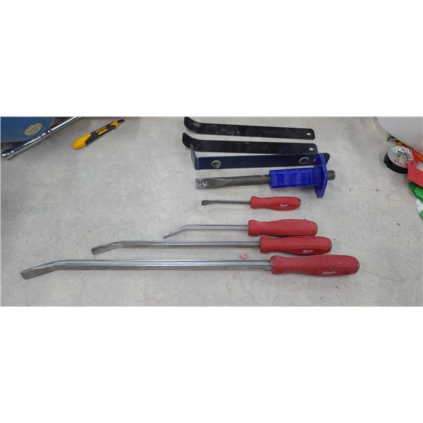 MILWAUKEE PRI BARS, PUNCH AND OTHER