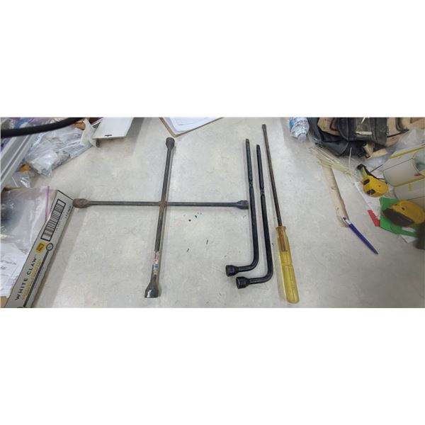 18 1/2" FLAT HEAD SCREW DRIVER AND THREE TIRE IRONS