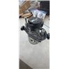 Image 3 : PORTER CABLE 690LRVS HEAVY DUTY VARIABLE SPEED ROUTER (DIAL IS MISSING, ROUTER STILL WORKS) COMES WI